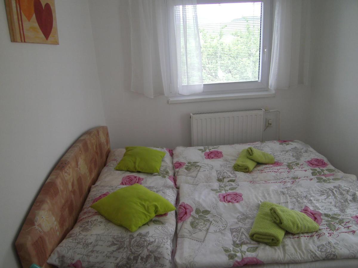 Apartman Ľudmila Huncovce Bagian luar foto